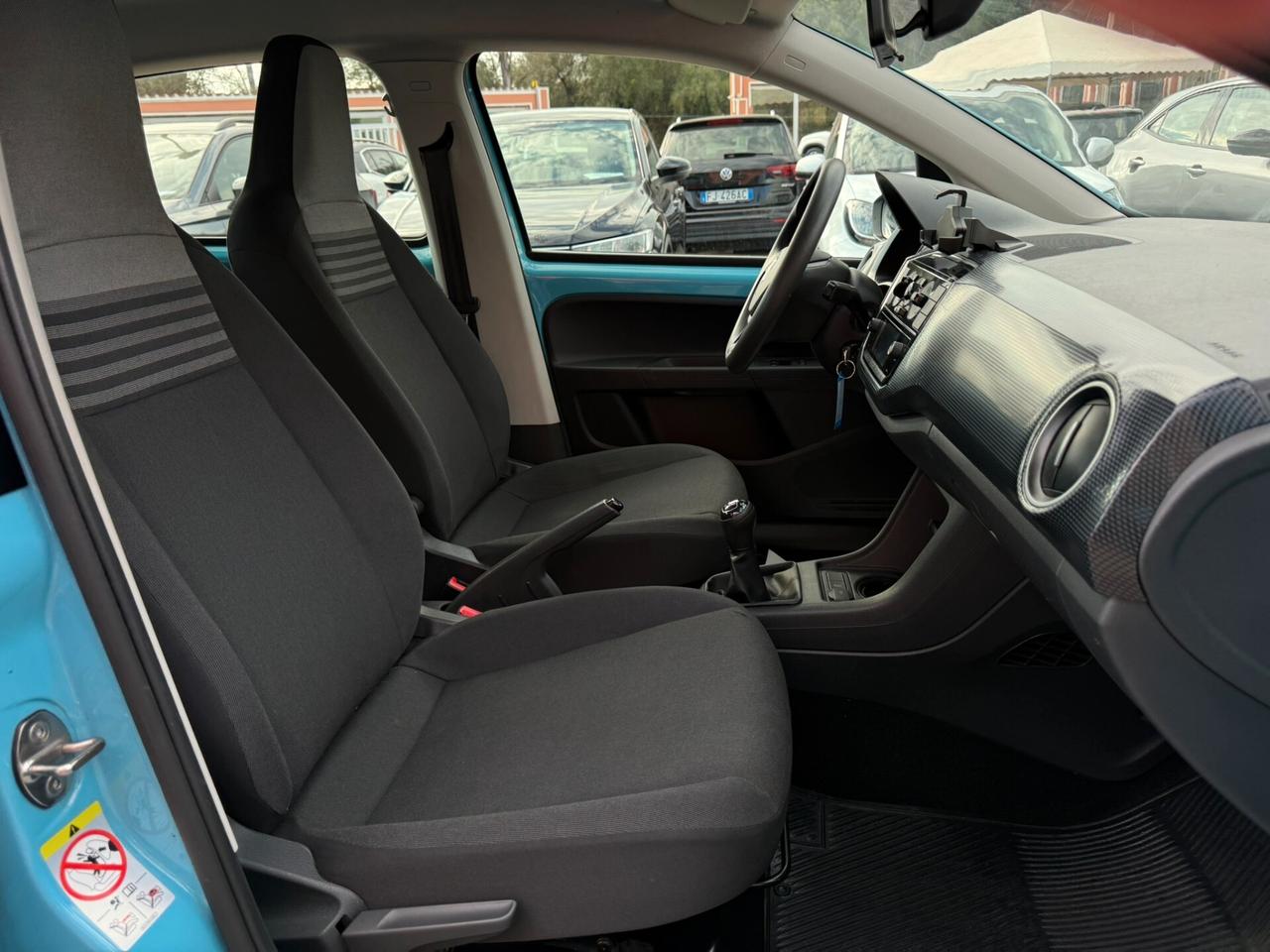 Volkswagen Up 1.0 Benz. Move Up! - 2021