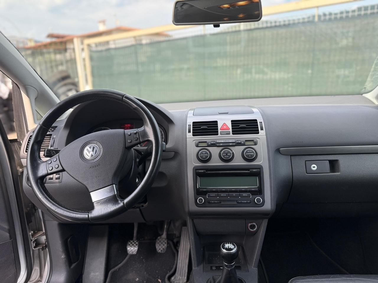 Volkswagen Touran 2.0 TDI km 230 mil anno 2010 7 posti