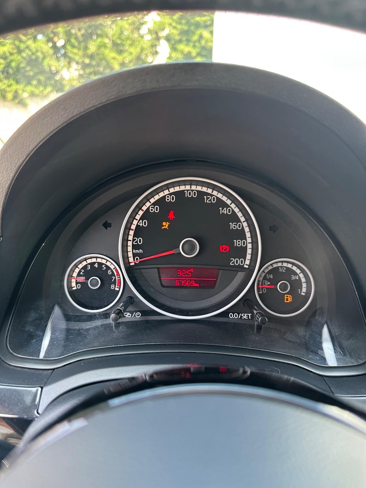 Volkswagen up! 1.0 75 CV 5p. high