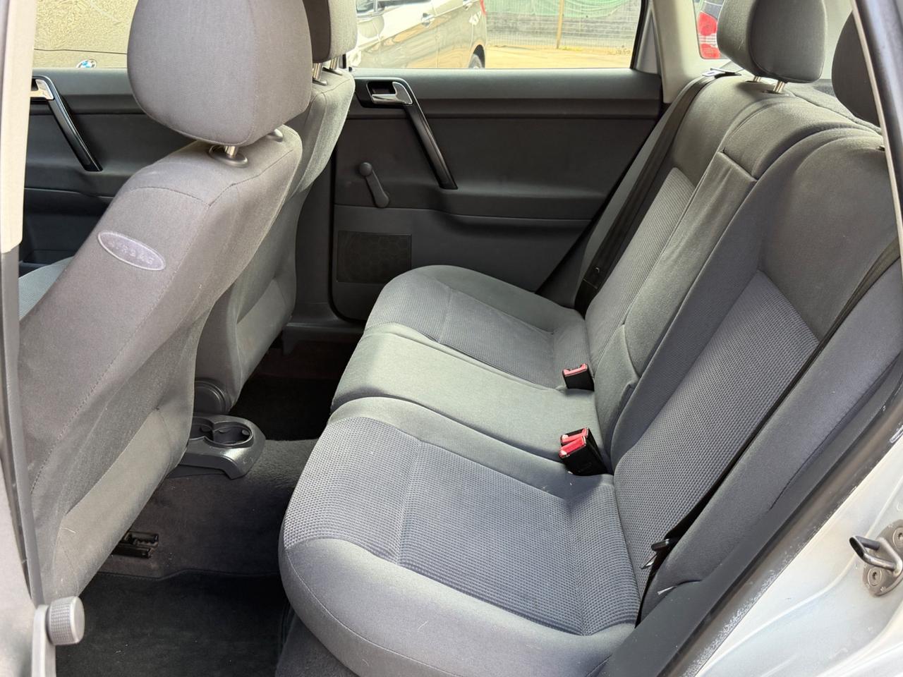 Volkswagen Polo 1.4 16V 5p. Euro 4 adatta a neopatentati