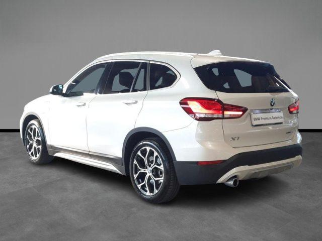 BMW X1 xDrive25e xLine Aut. + Tetto apr.