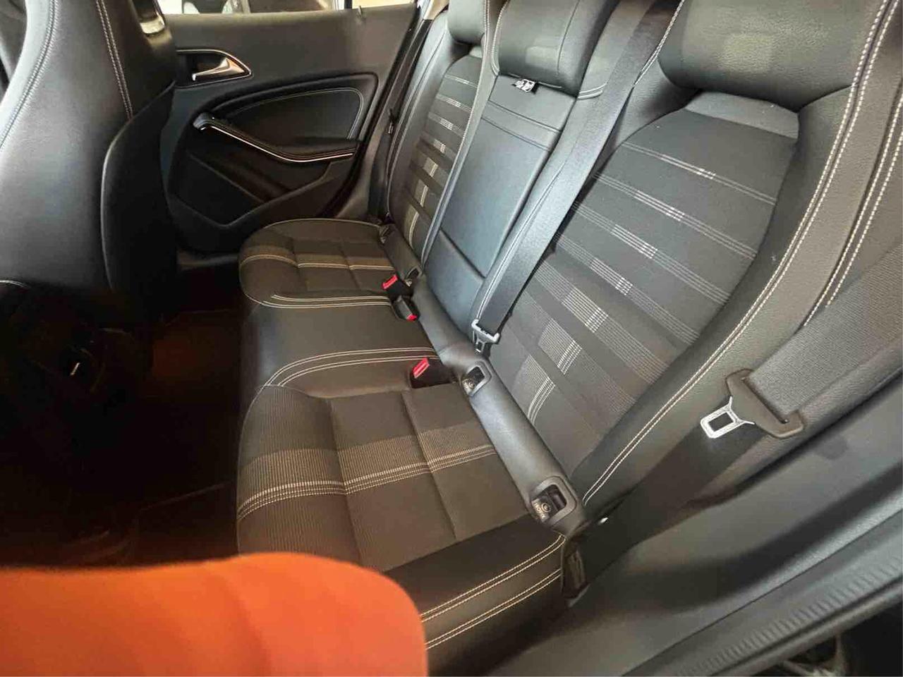 Mercedes-benz GLA 200 d Automatic 4Matic Sport