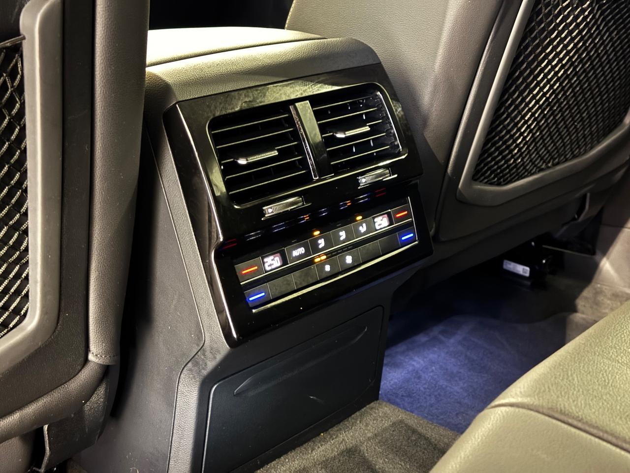 Volkswagen Touareg 3.0 V6 TDI SCR Atmosphere