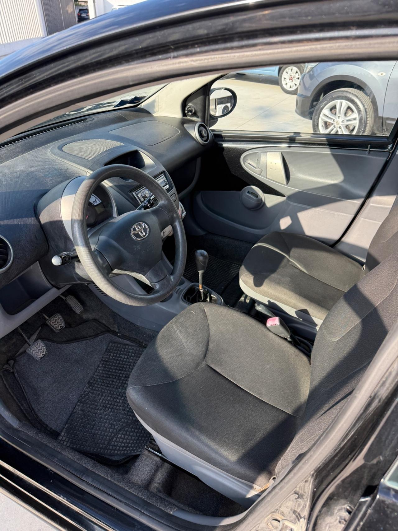 Toyota Aygo 1.0 12V VVT-i 5 porte Now