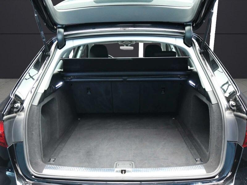 AUDI A4 5ª serie A4 Avant 30 TDI/136 CV S tron...