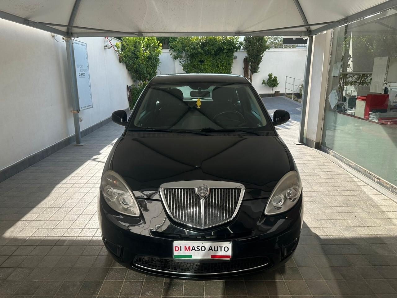 Lancia Ypsilon 1.3 MJT 75 CV Elle