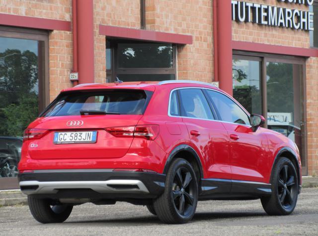 AUDI Q3 35 TDI S tronic Business Advanced