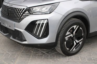 Peugeot 2008 1.2 Allure s&s 130cv AUTO con Navi e CarPlay