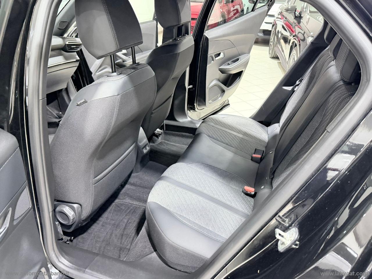 PEUGEOT 2008 PureTech 100 S&S Allure
