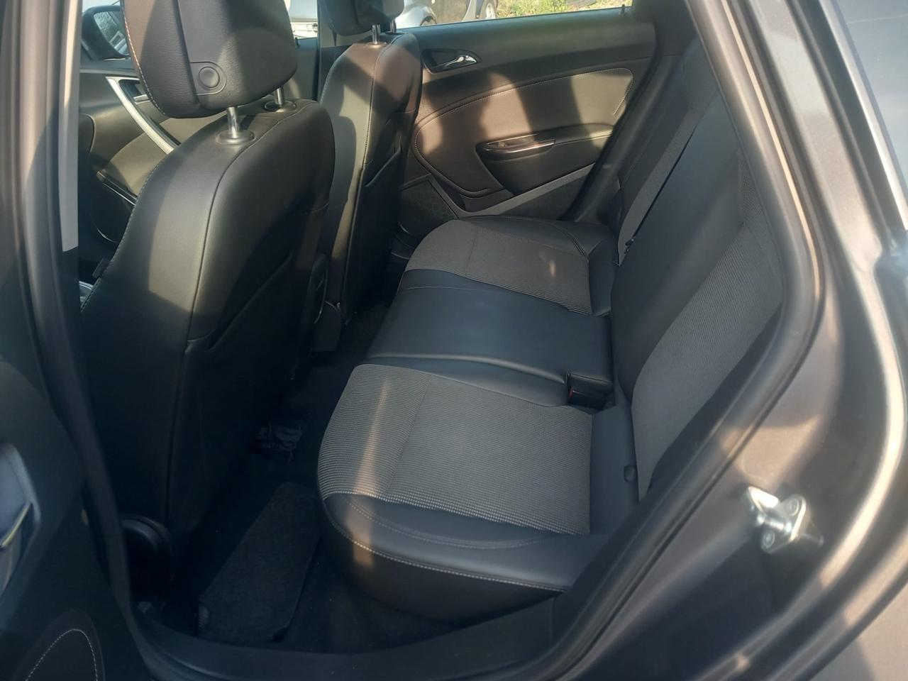 Opel Astra 1.7 CDTI 125CV Sports Tourer Cosmo