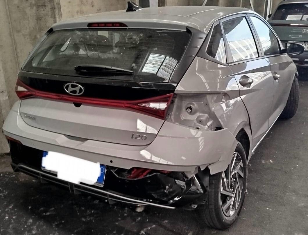 Hyundai i20 1.0 T-GDI INCIDENTATA