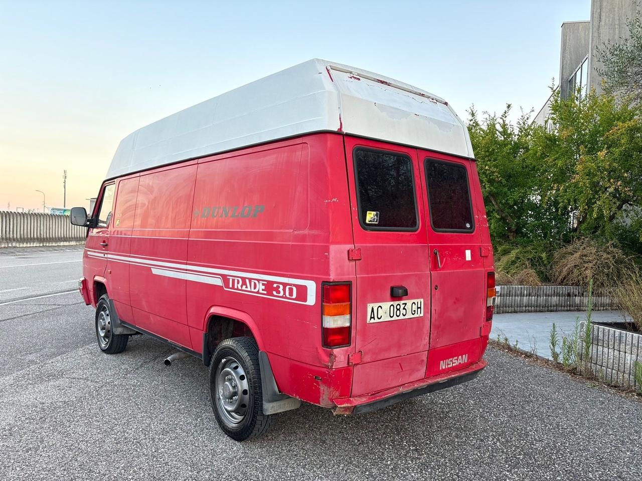 Nissan Trade 3.0 TD 85cv Tetto Alto Passo lungo