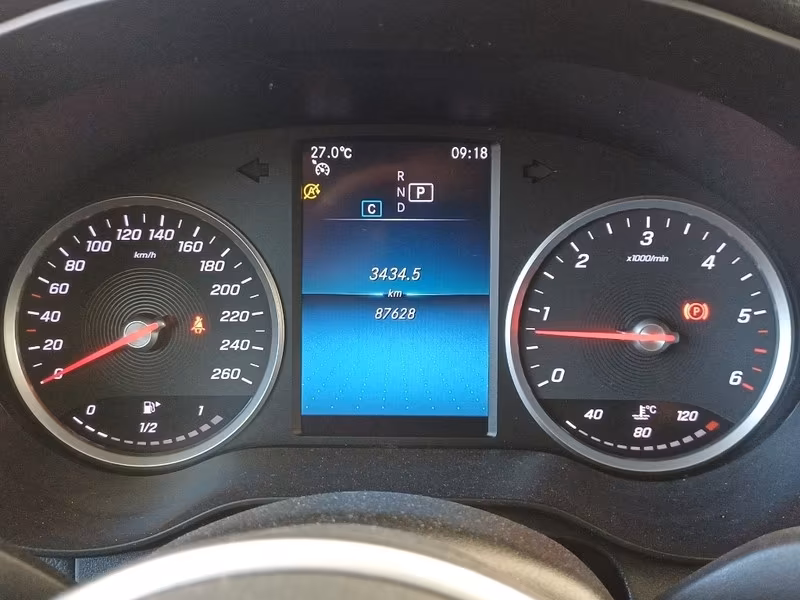 MERCEDES-BENZ GLC 200 D 4MATIC BUSINESS EXTRA AUT. SUV