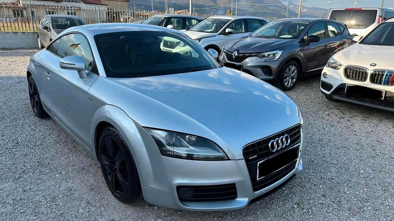 Audi TT Coupé 2.0 TDI quattro