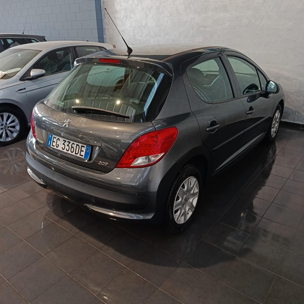 Peugeot 207 1.4 VTi 95CV 5p. XS
