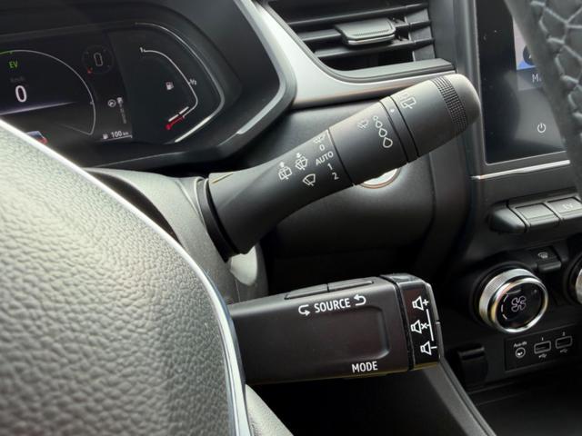 RENAULT Captur FULL HYBRID E-TECH 145CV TOTAL BLACK+RCAM+NAVI