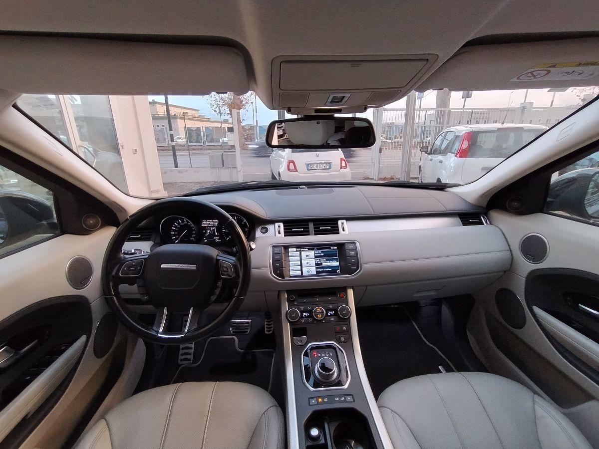 LAND ROVER - Evoque - 2.2 TD4 5p. Prestige