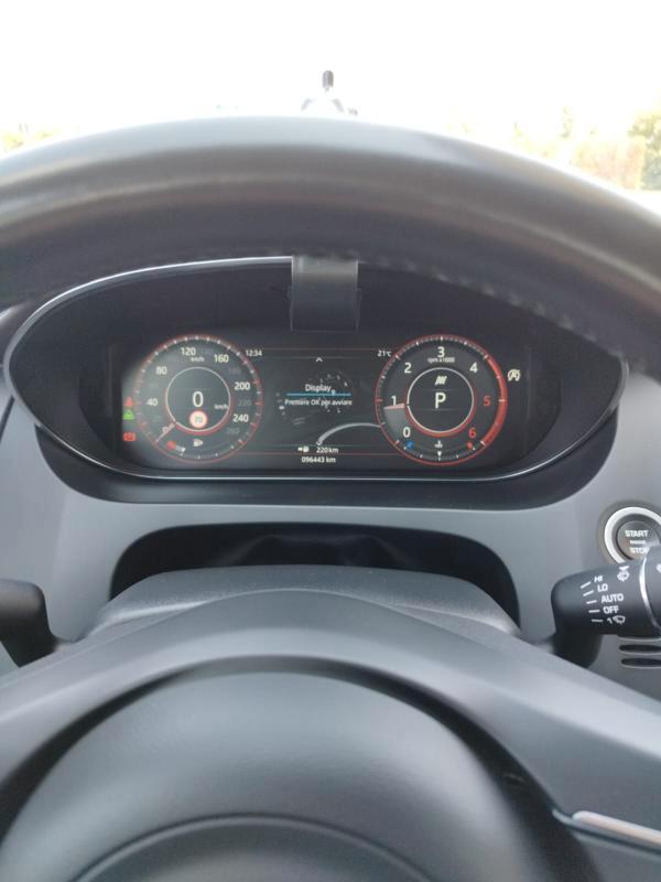 Jaguar E-Pace 2.0d i4 SE awd 150cv gancio traino