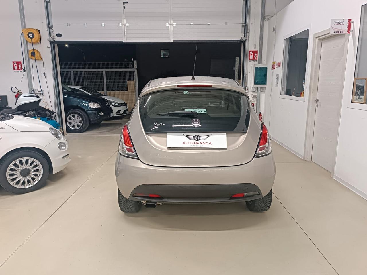 Lancia Ypsilon 1.2 69 CV 5 porte Gold