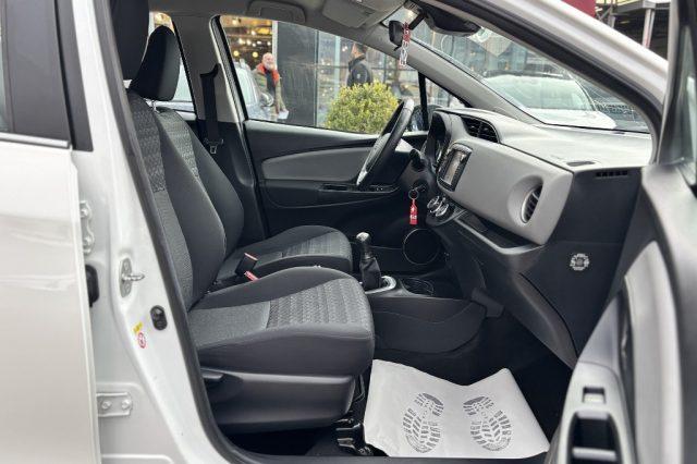 TOYOTA Yaris 1.0 5 porte Business