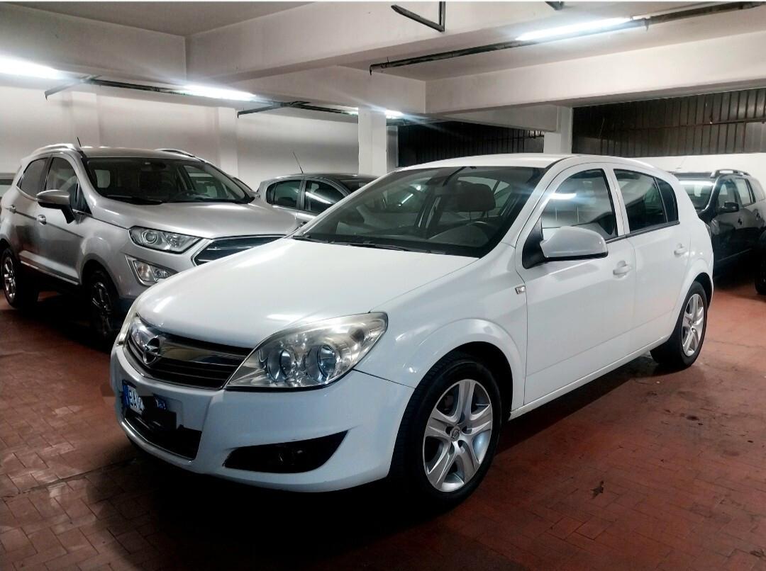 Opel Astra 1.4 90 cv GPL- 5 porte