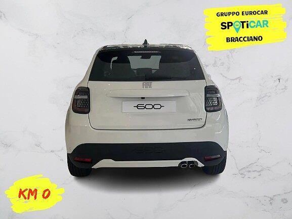Fiat 600 Hybrid Hybrid 100 CV DCT MHEV