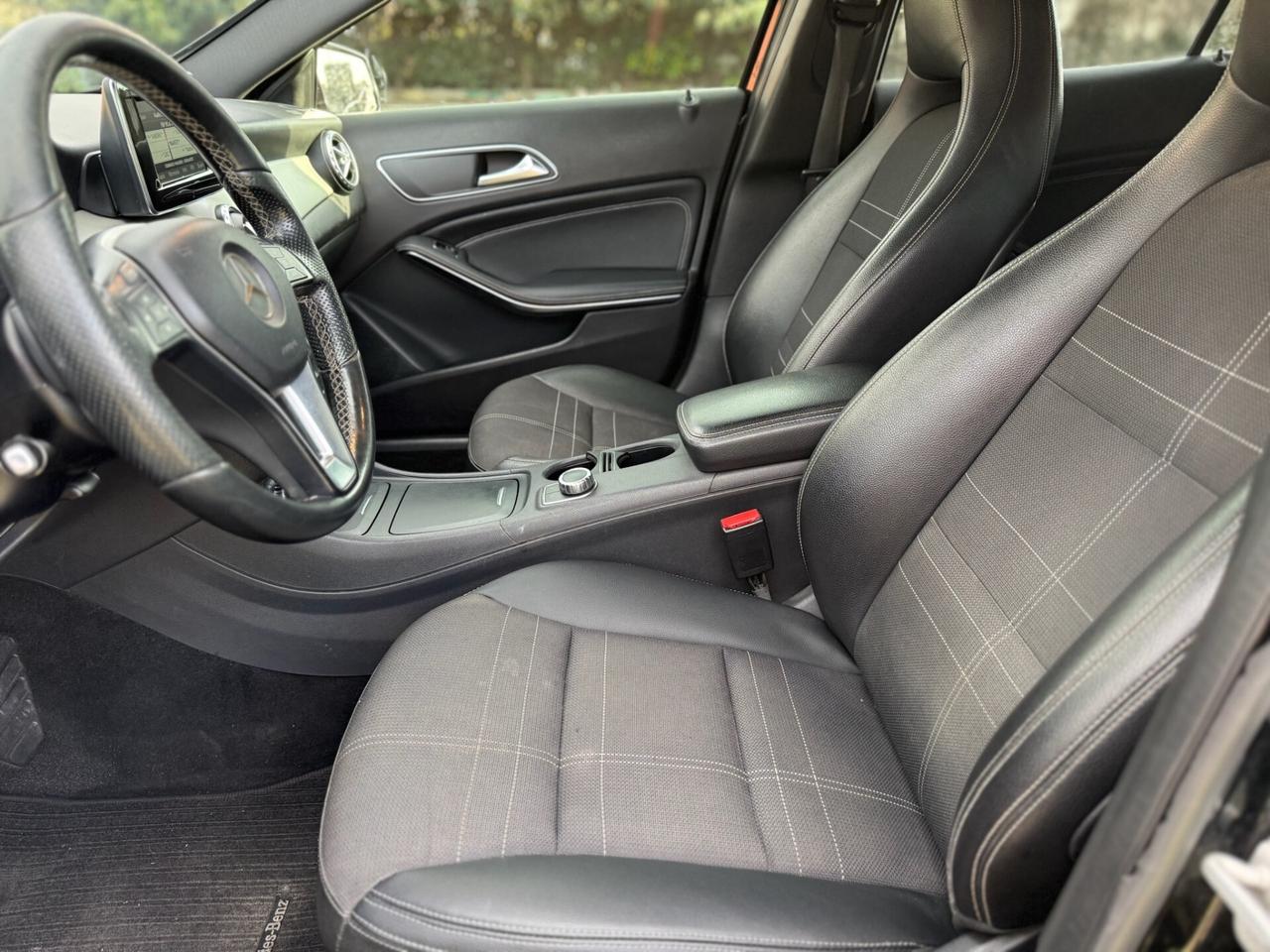 MERCEDES GLA 220 CDI 2015 Automatic 4Matic Premium