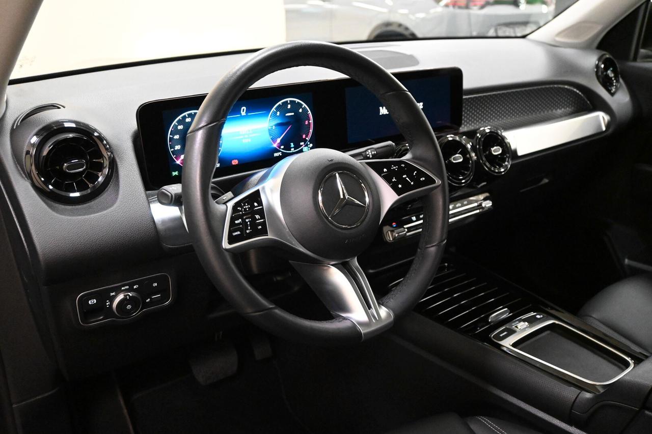MERCEDES GLB (X247) GLB 180 d Automati...