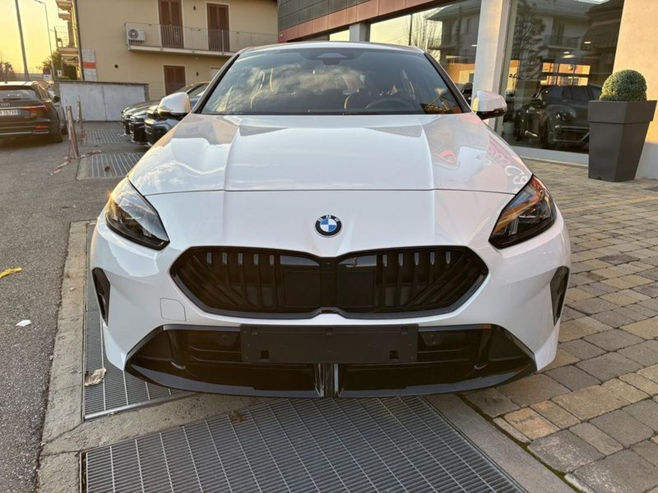 BMW 118 d MSport Pro FARI LASER-NAVI-18"