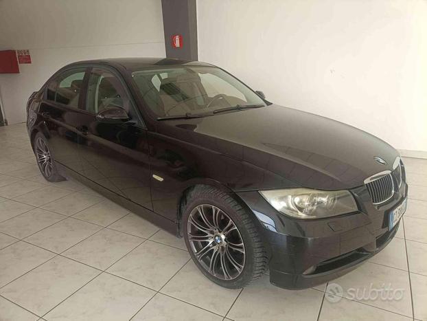 BMW 320 i cat Eletta impianto metano