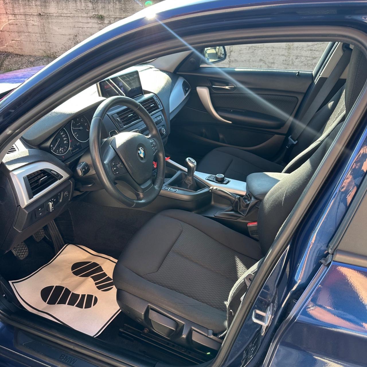 Bmw 114 114d 5p. Urban