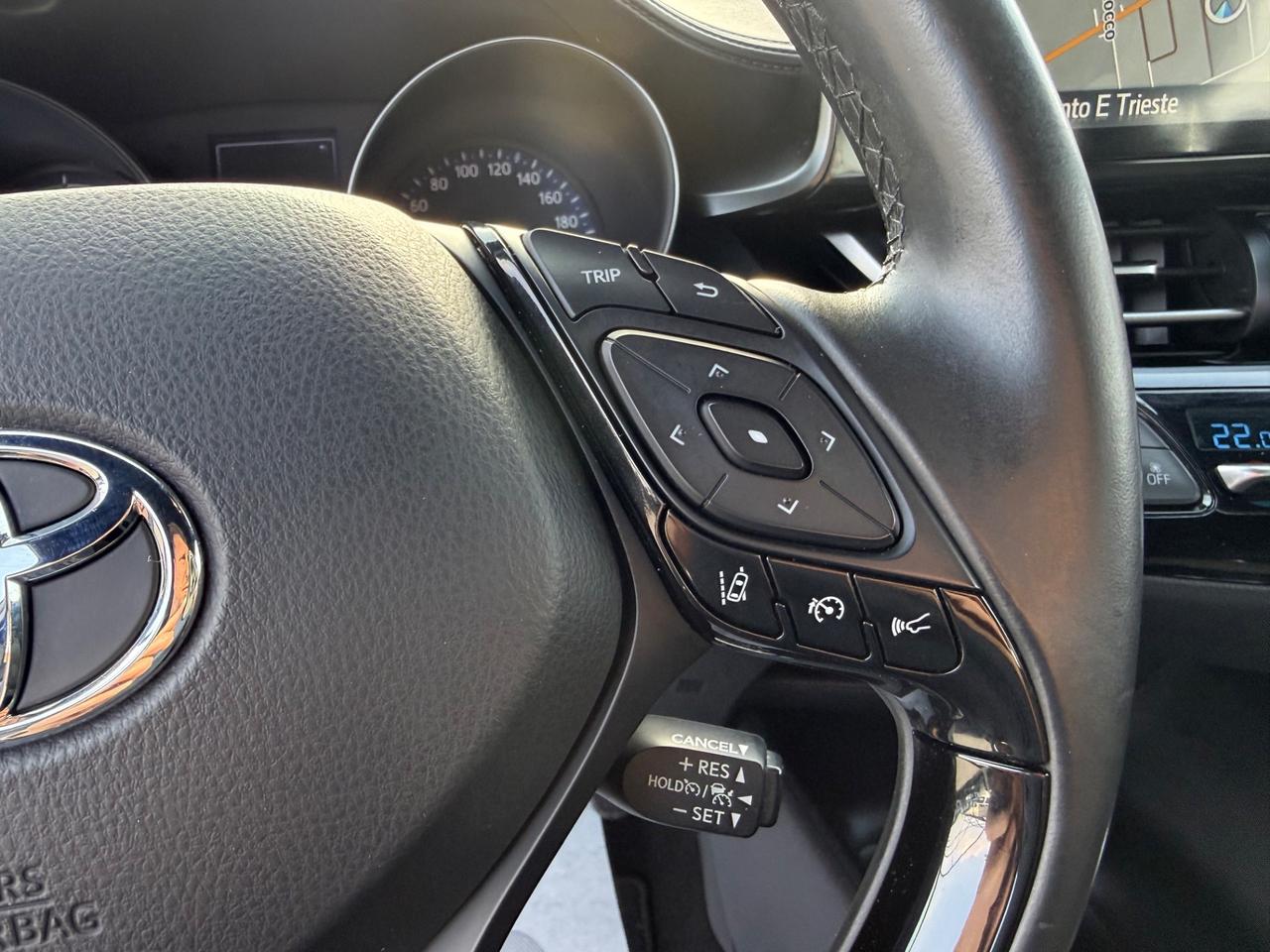 Toyota C-HR 1.8 Hybrid E-CVT Style+