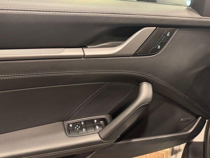 Porsche 911 911 Carrera MODELLO 2025 TETTO/BOSE/CHRONO FULL