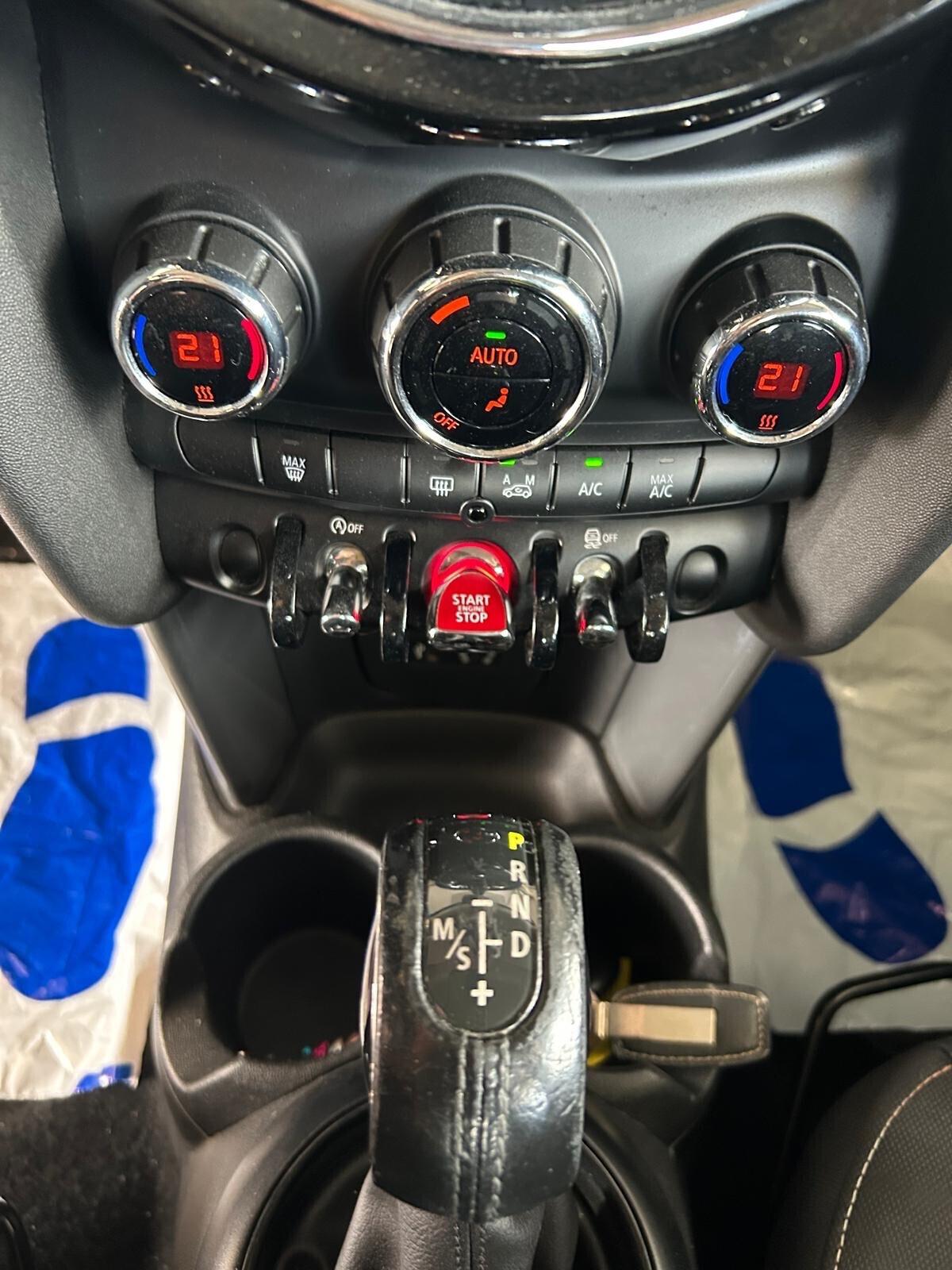 Mini Mini 1.5 Cooper D Business XL 5 porte