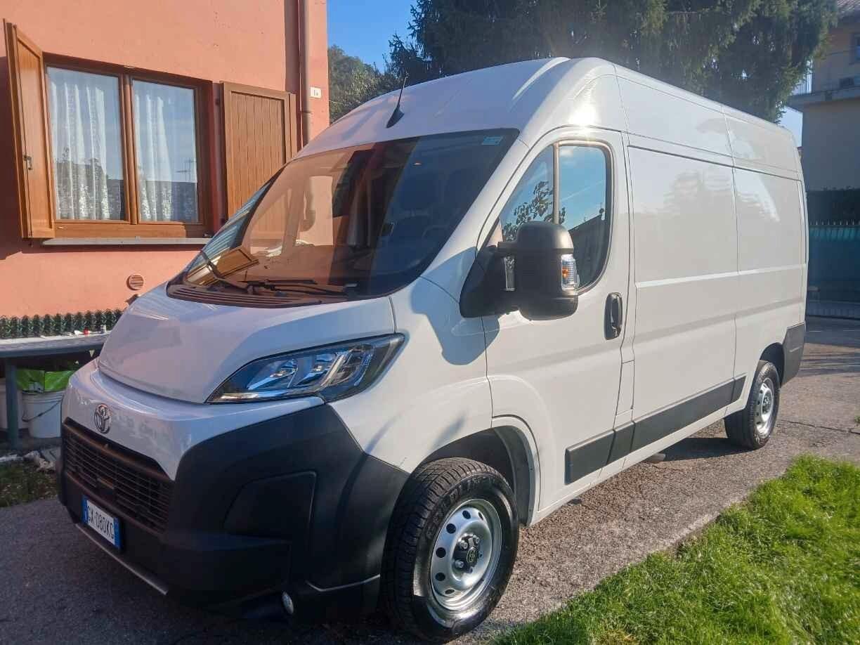 TOYOTA Proace Max 33 2.2 BlueHDi 120 CV L2 H2 ANNO 2024
