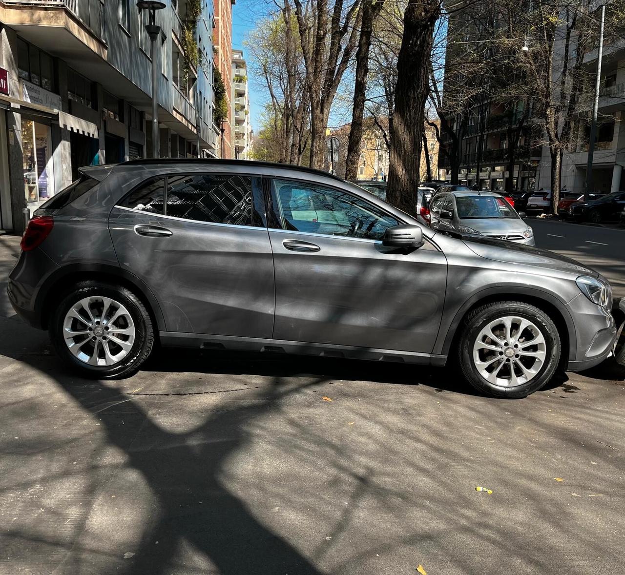 Mercedes-benz GLA 200 CDI Automatic 4Matic Premium