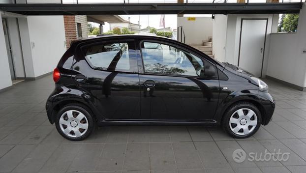 TOYOTA Aygo 1.0 12V VVT-i 5 porte