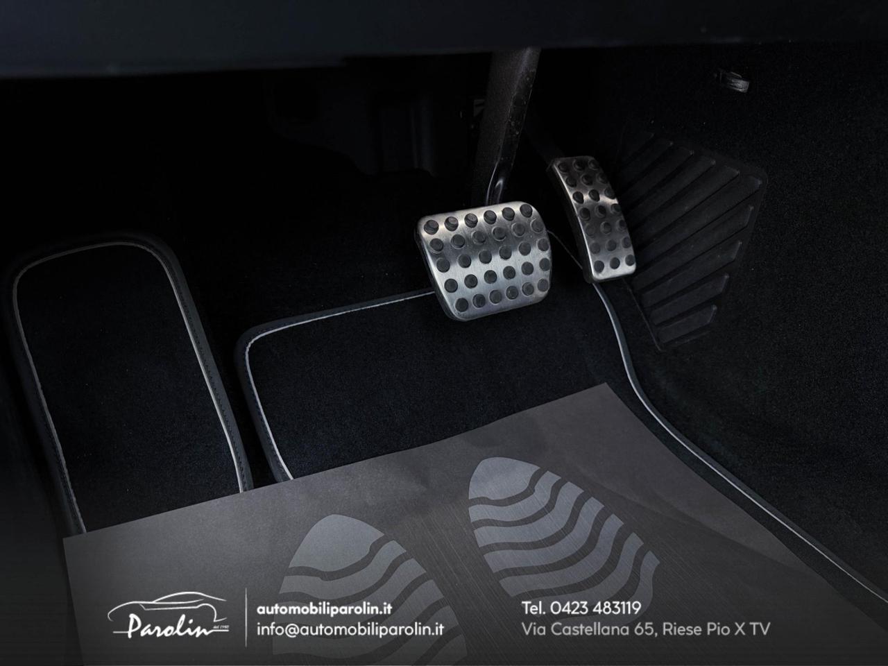 Mercedes-Benz A 180 d Premium Night Edition AMG LED