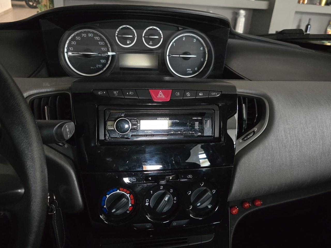 Lancia Ypsilon 1.3 MJT 16V 95 CV 5 porte S&S Platinum