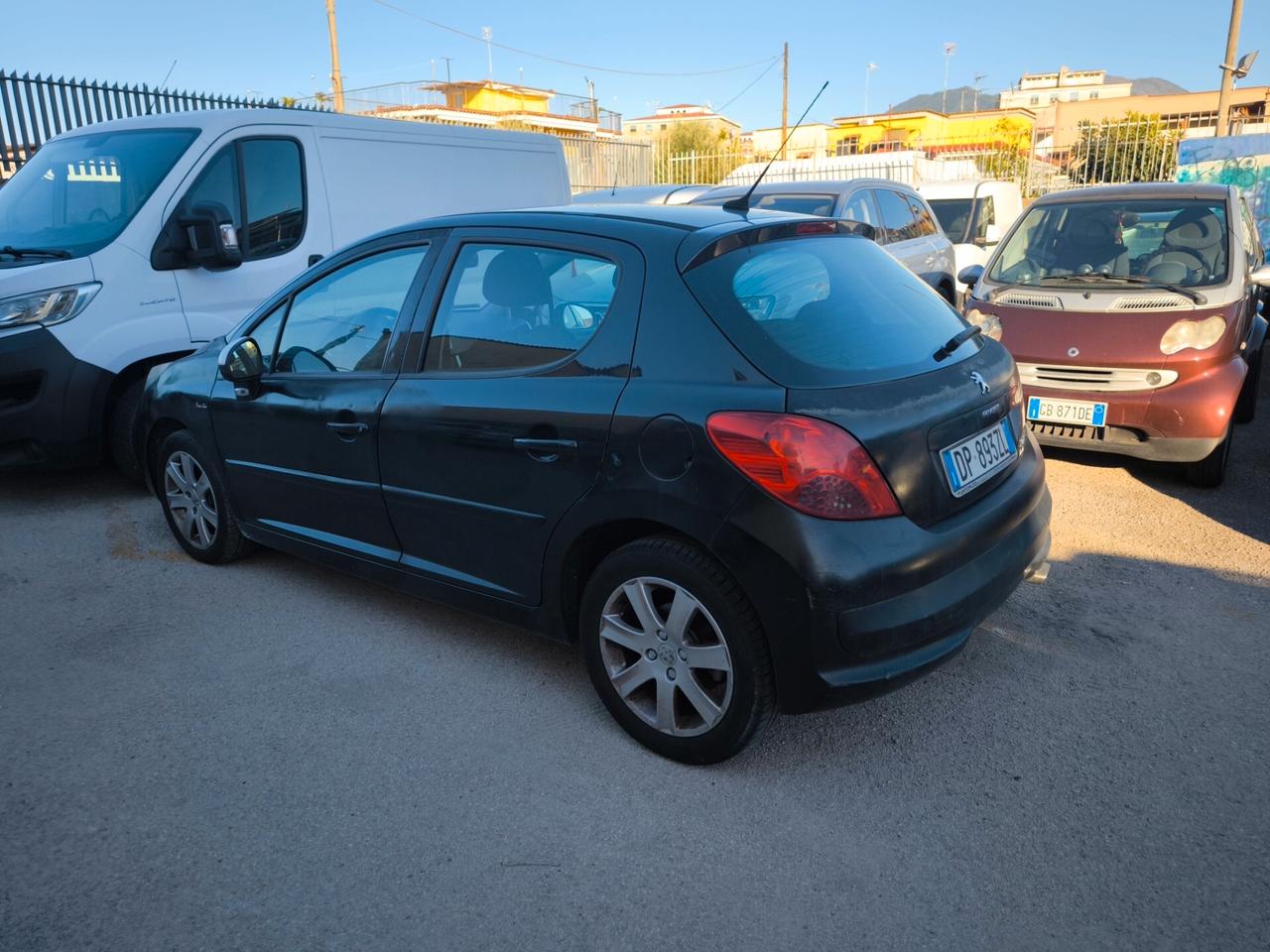 Peugeot 207 1.6 HDi 110CV 5p. XS