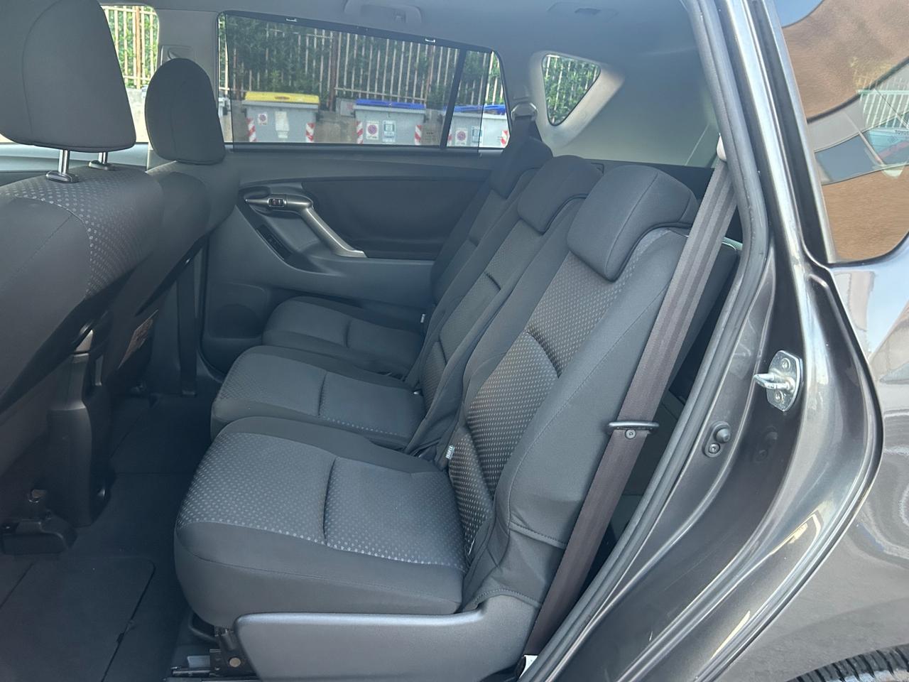 Toyota Verso 2.0 D tetto panoramico Euro5