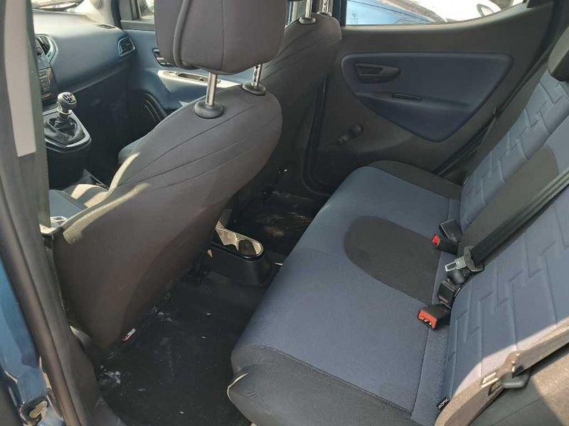 Lancia Ypsilon New 5 porte My24 1.0 Firefly 70 CvStart&Stop Hybrid Oro