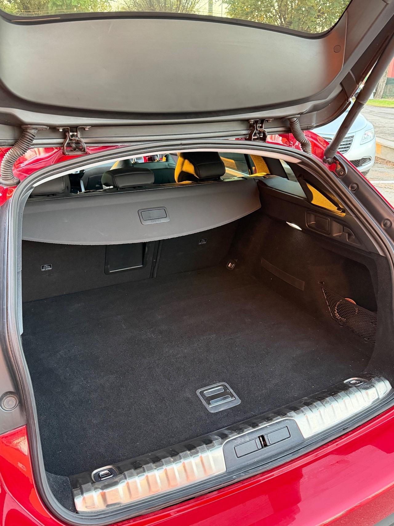 Peugeot 508 BlueHDi 130 Stop&Start EAT8 SW Allure