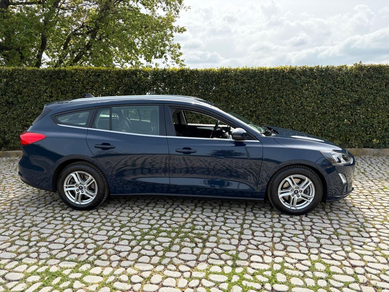 FORD Focus 1.5EcoB Aut-S SW Bus. Co-Pilot 2020