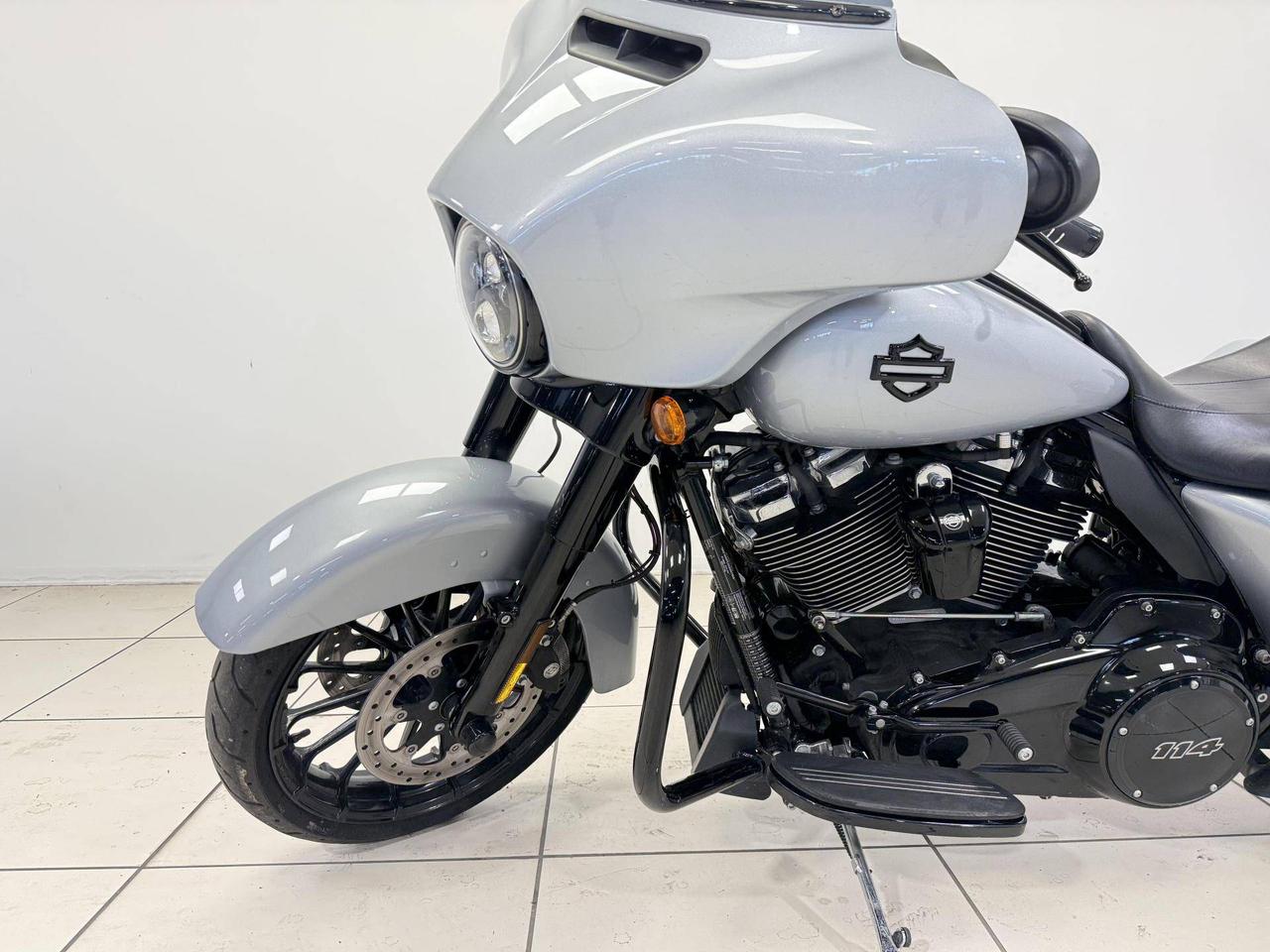 HARLEY DAVIDSON Street Glide 114 1868 Street Glide 114 Special