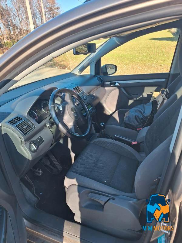 Volkswagen Touran 1.6 tdi Comfortline