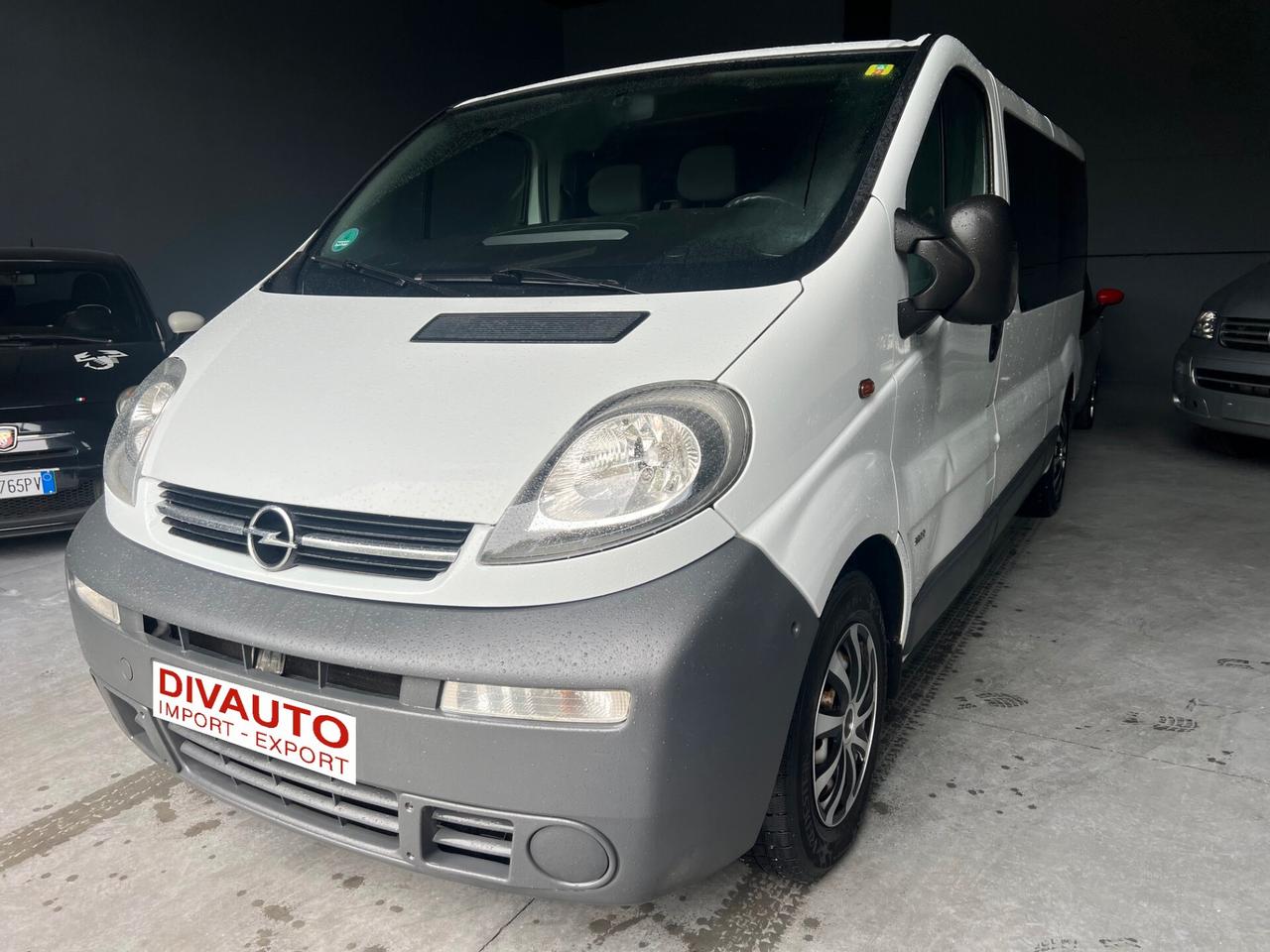 Opel Vivaro 29 2.5 CAMPERIZZATO