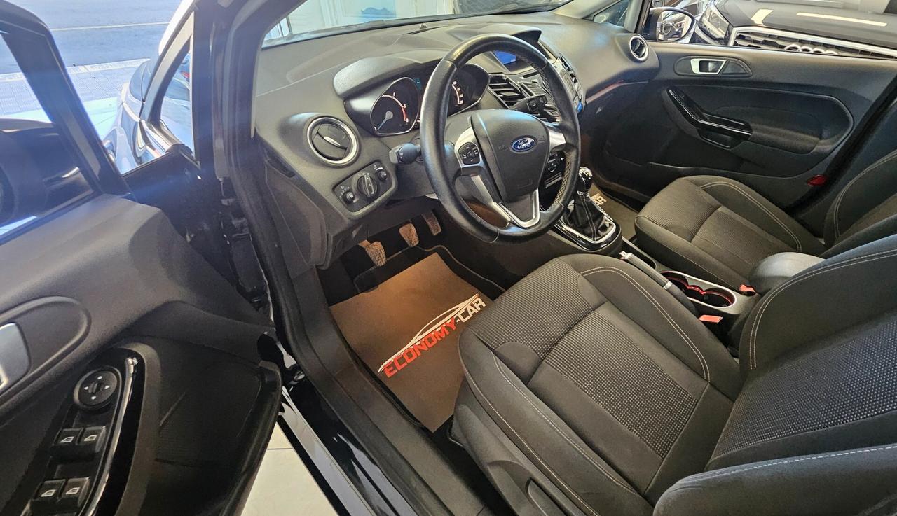 Ford Fiesta 1.5 TDCi 75CV 5 porte Titanium
