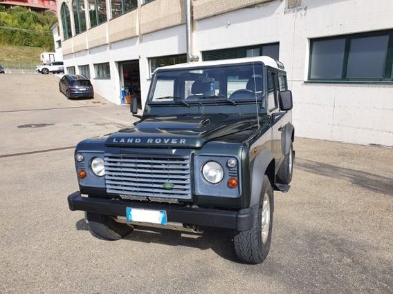 LAND ROVER Defender 90 2.4 TD4 Station Wagon SE