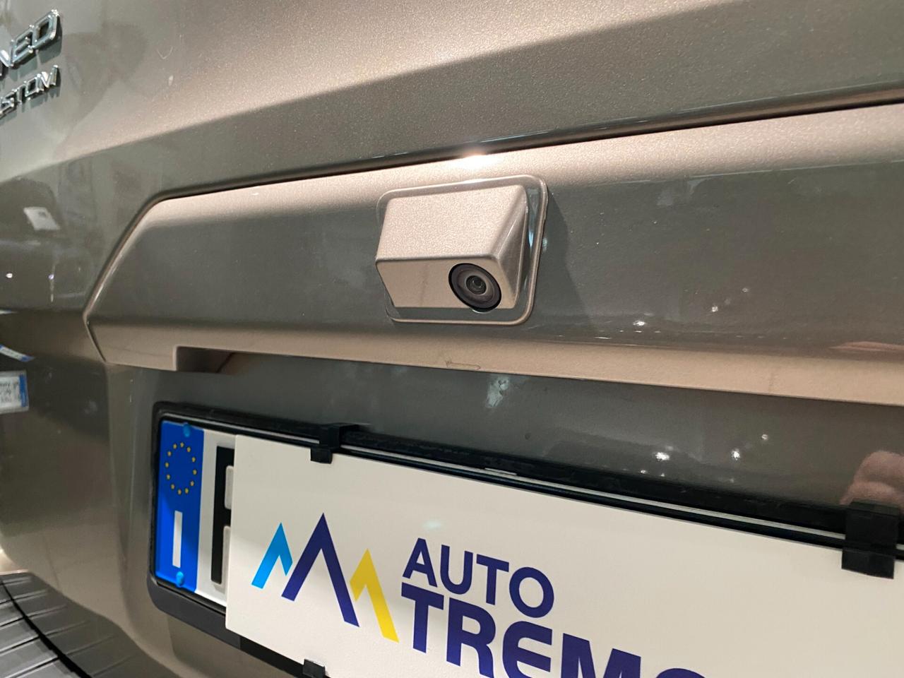 Ford Tourneo Custom 310 2.0 TDCi 130CV PC Titanium